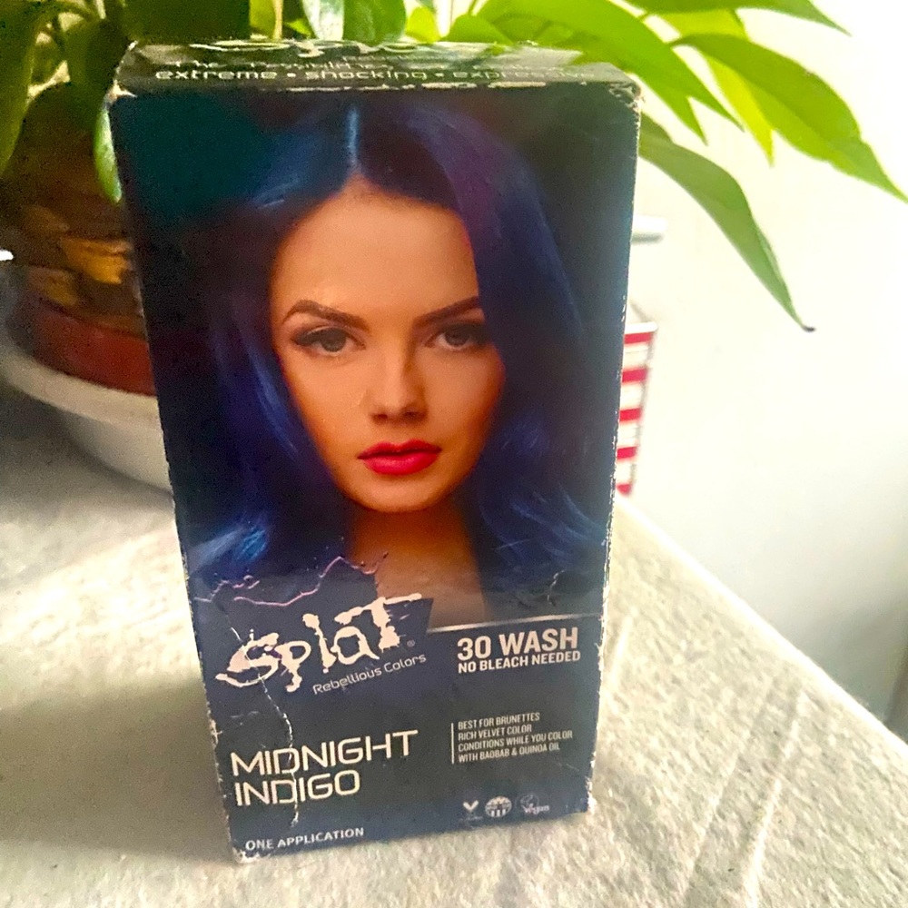 Splat Midnight Indigo blue coloring dye shampoo lasts 30 washes